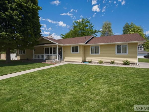 2945 Chaparral Drive, IDAHO FALLS, ID 83404