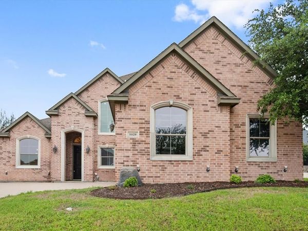 9029 Reata West Drive , Benbrook, TX 76126