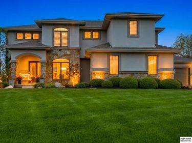 19032 Hamilton Street , Elkhorn, NE 68022