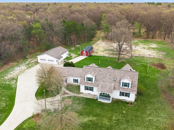 360 Chatterson Road, Muskegon, MI 49442