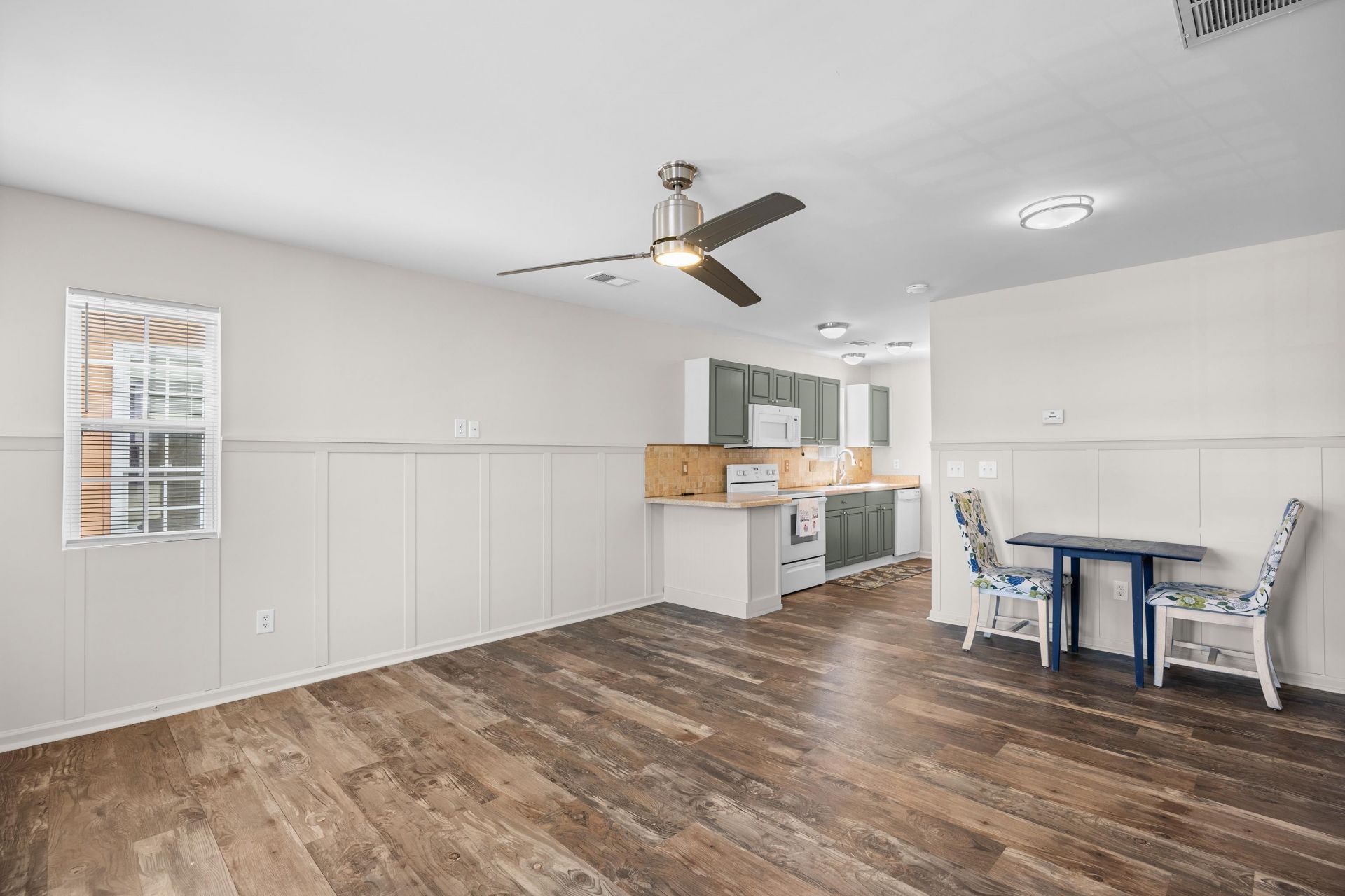 221 Addison Cottage Way Photo 15