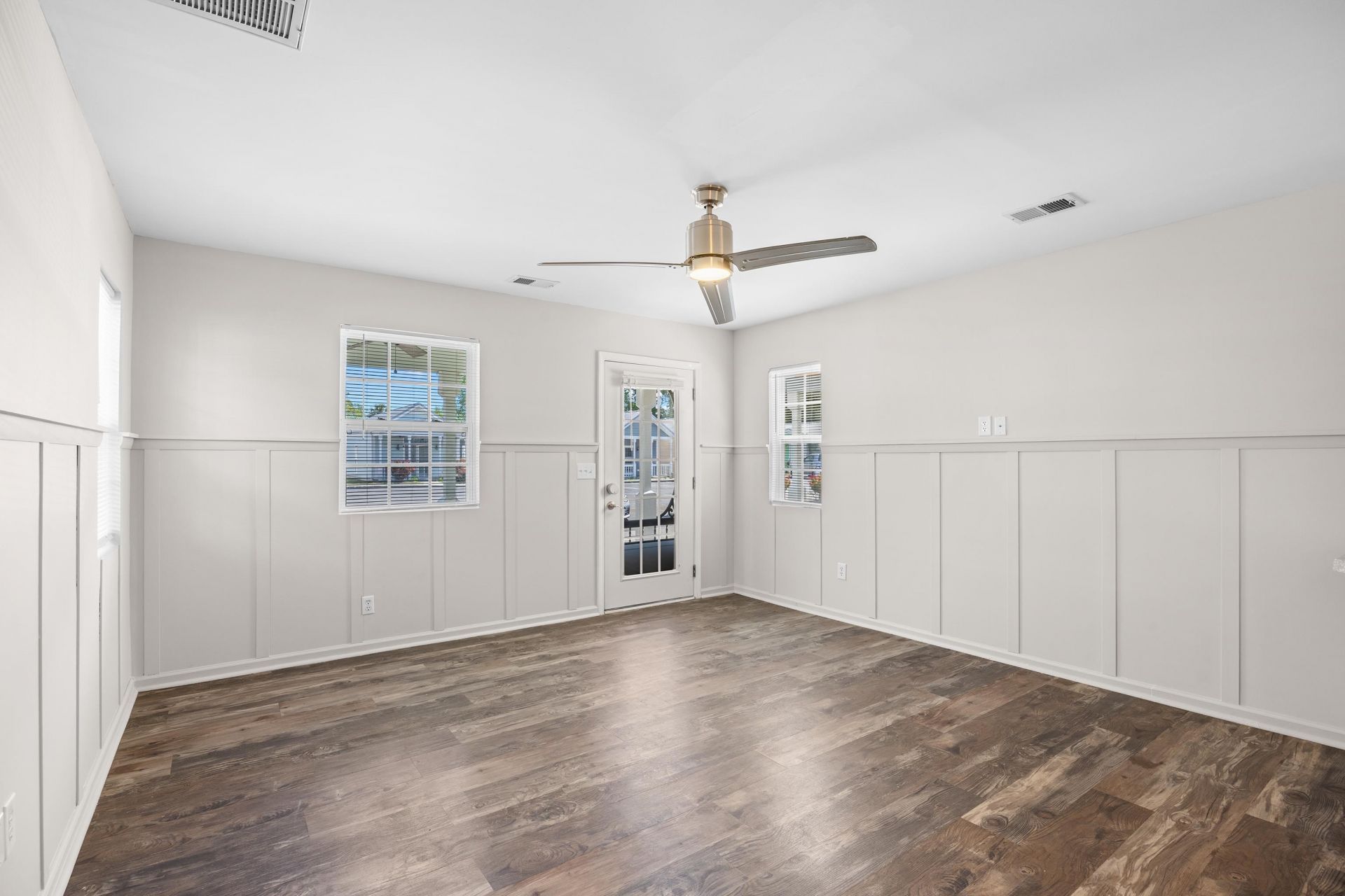 221 Addison Cottage Way Photo 19