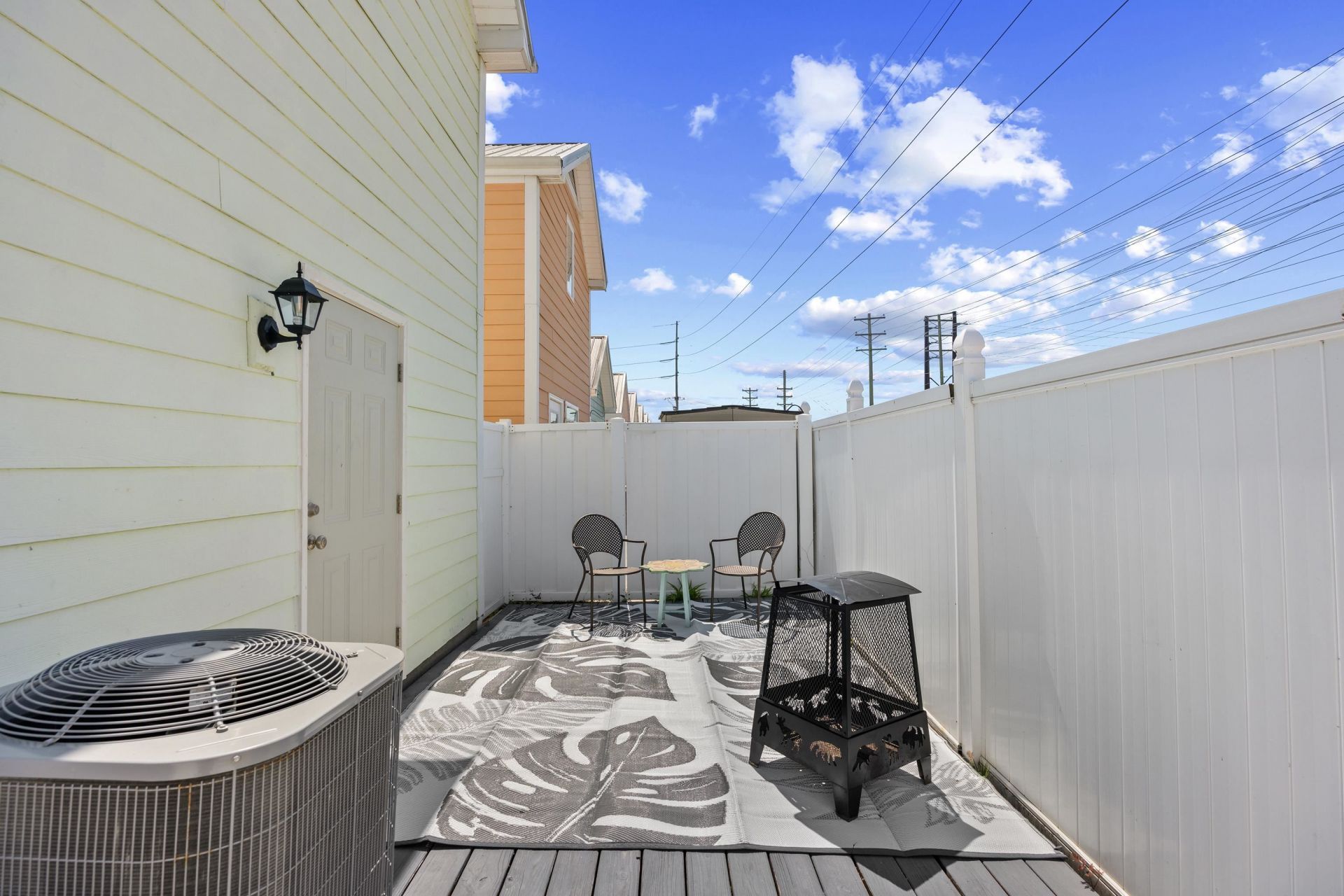 221 Addison Cottage Way Photo 31