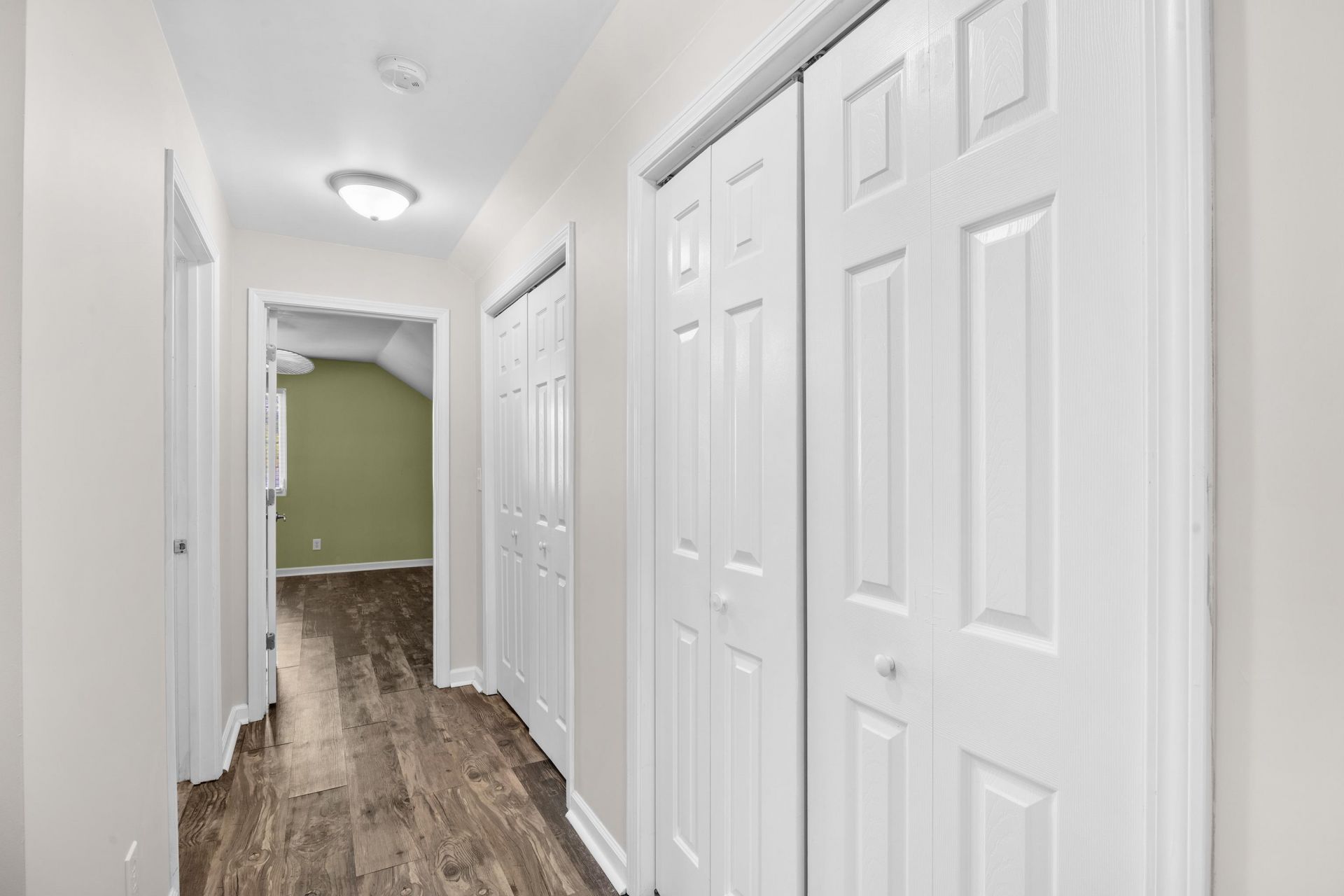 221 Addison Cottage Way Photo 6