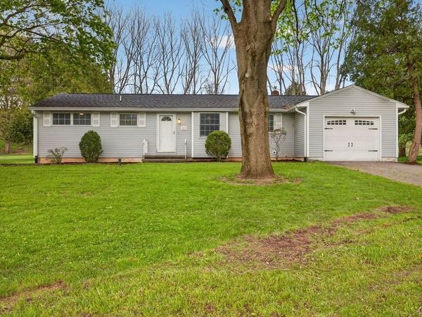 213 Dawley Road , Fayetteville, NY 13066