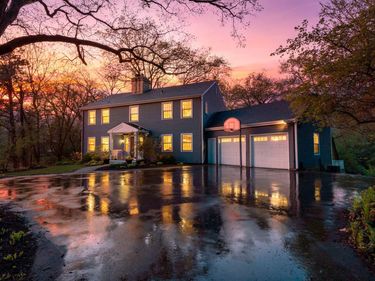 3942 Willmatt Hill, Minnetonka, MN 55305