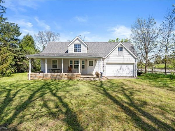 32601 Eddy Road , Willoughby Hills, OH 44094