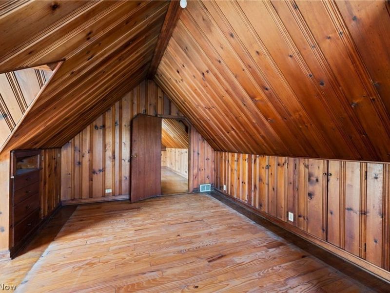 32601 Eddy Road, Willoughby Hills, OH 44094 Photo 18