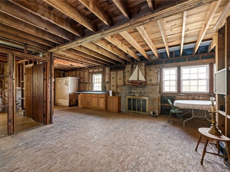 32601 Eddy Road, Willoughby Hills, OH 44094 Photo 7