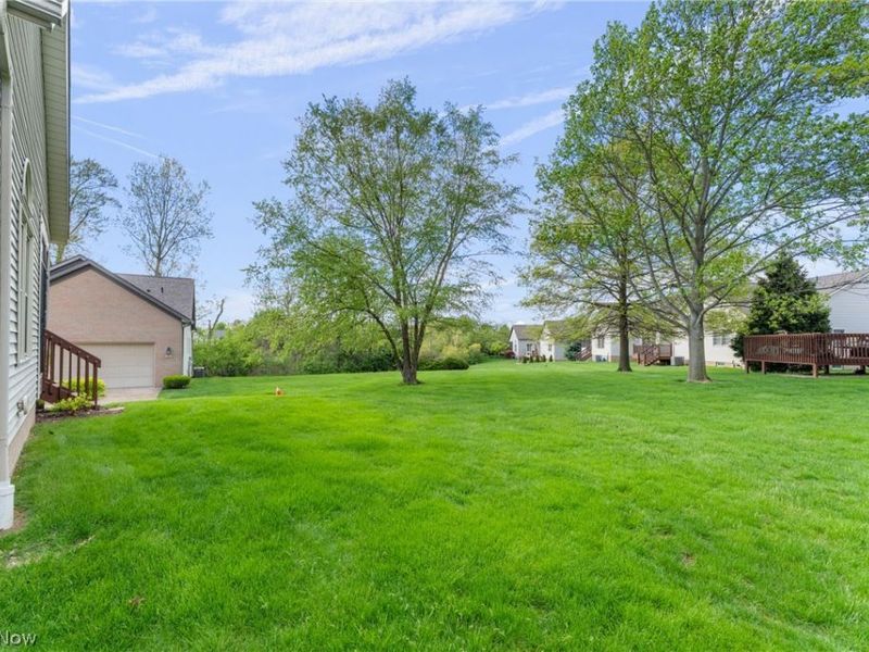 2423 Charing Cross Road NW, Canton, OH 44708 Photo 43