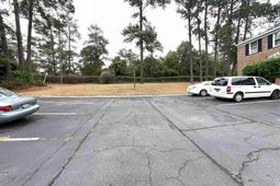 7602 Hunt Club Road photo 4