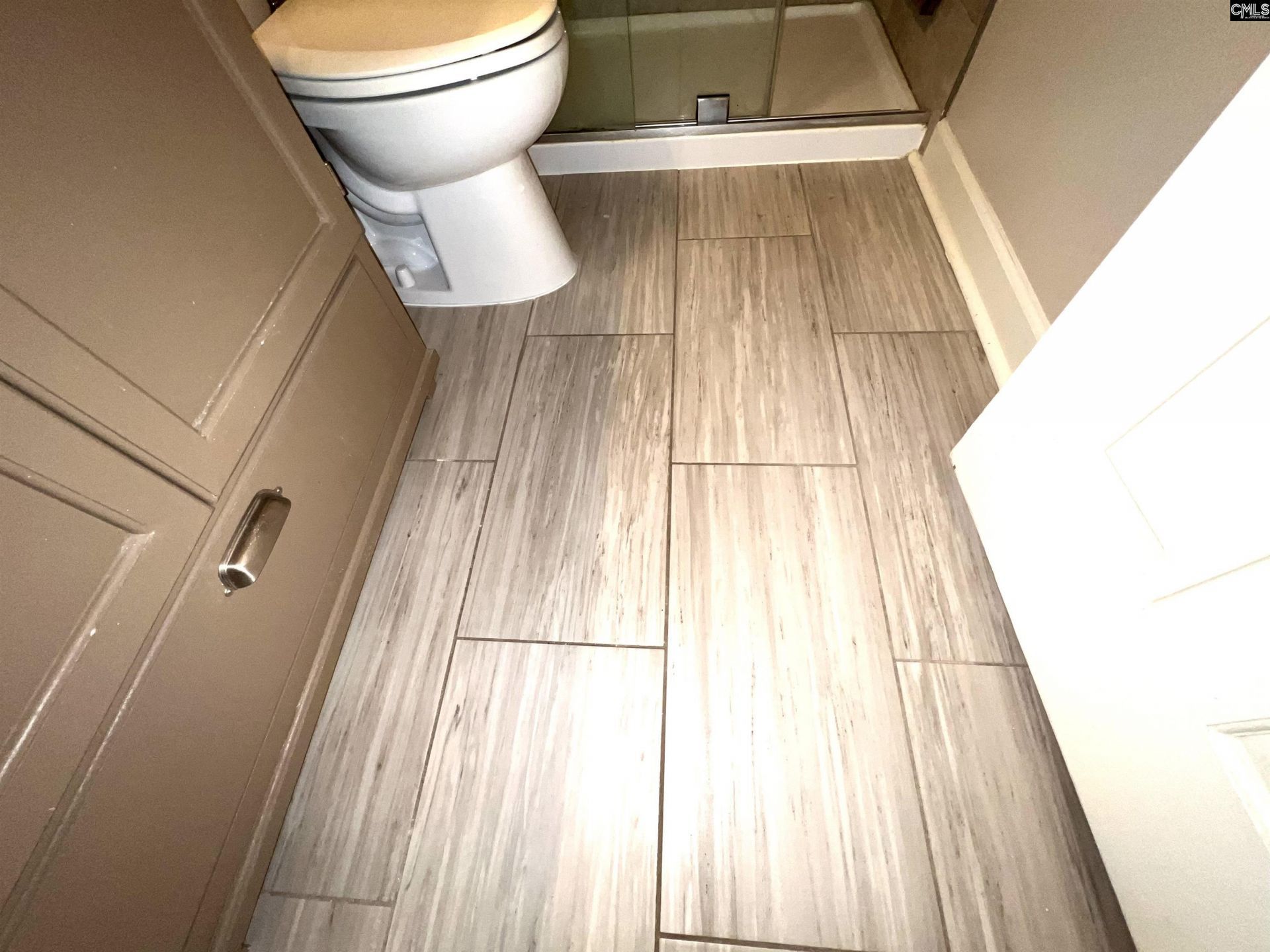 7602 Hunt Club Road Photo 36