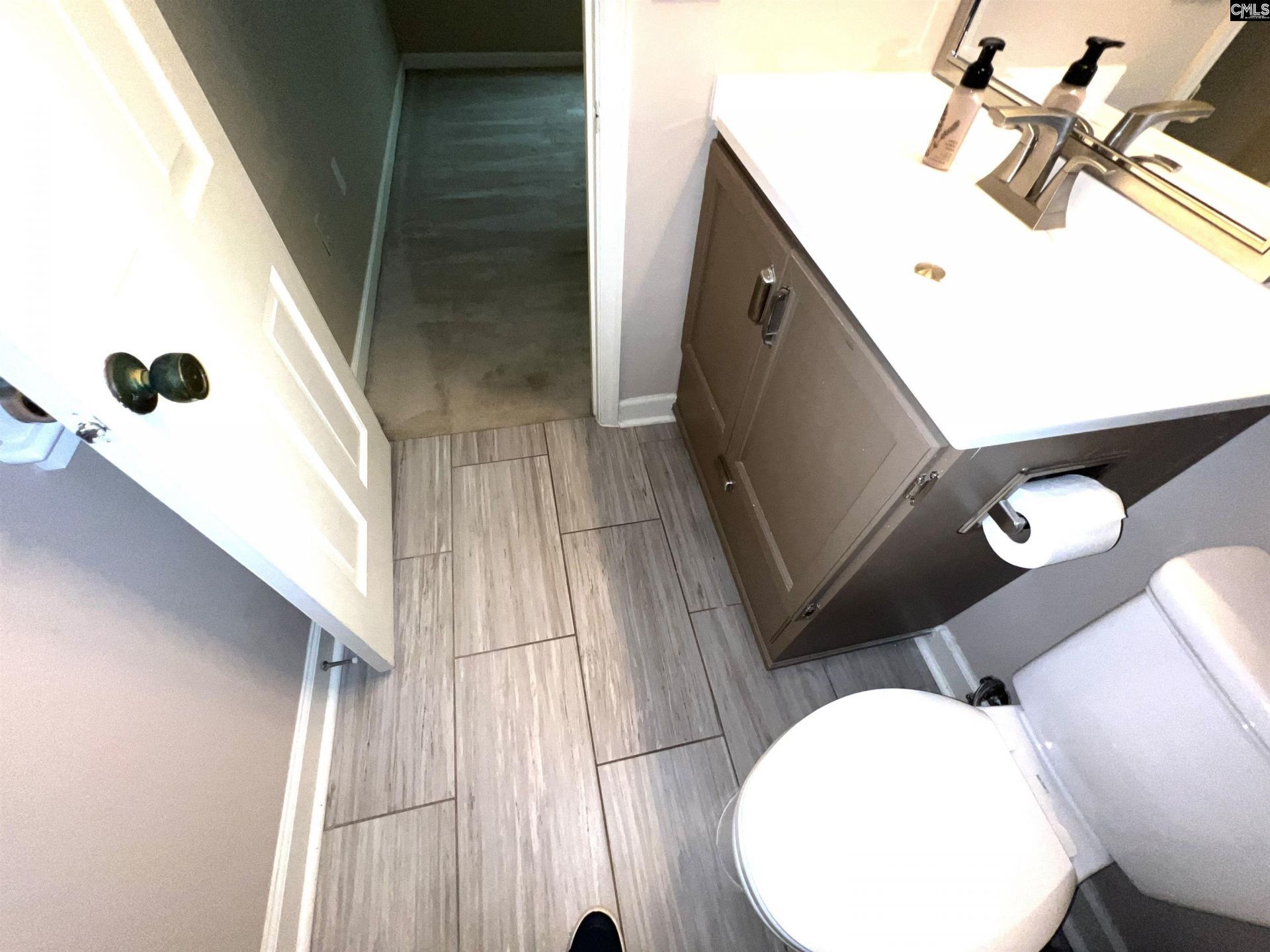 7602 Hunt Club Road Photo 37