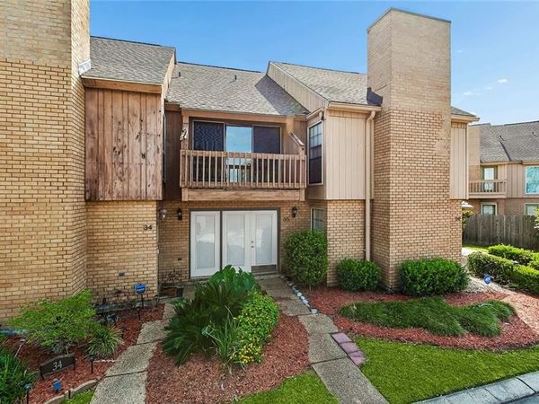 35 ORMOND Place, Destrehan, LA 70068