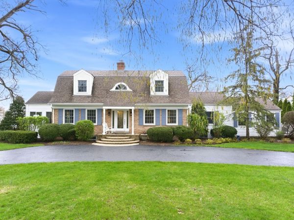 700 Broadway Avenue , Crystal Lake, IL 60014