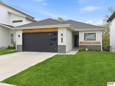 439 N Allen Street , Bennington, NE 68007