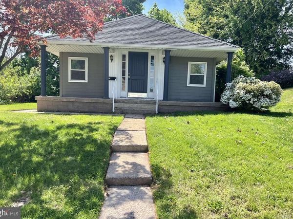 913 CHESTNUT STREET, MIDDLETOWN, PA 17057