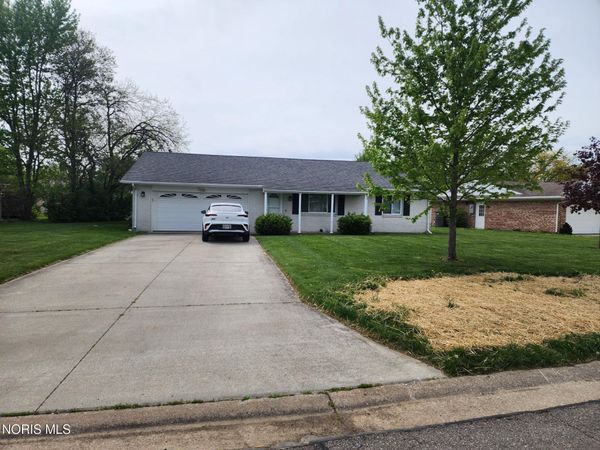365 N Harmony Drive , Napoleon, OH 43545