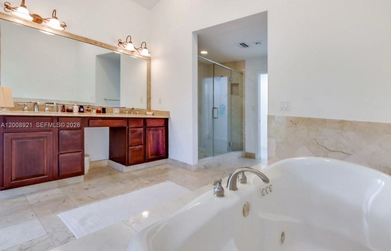 6875 SW 96th St, Unit 6875, Pinecrest, FL 33156 Photo