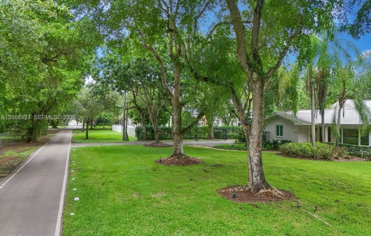 6875 SW 96th St, Unit 6875, Pinecrest, FL 33156 Photo