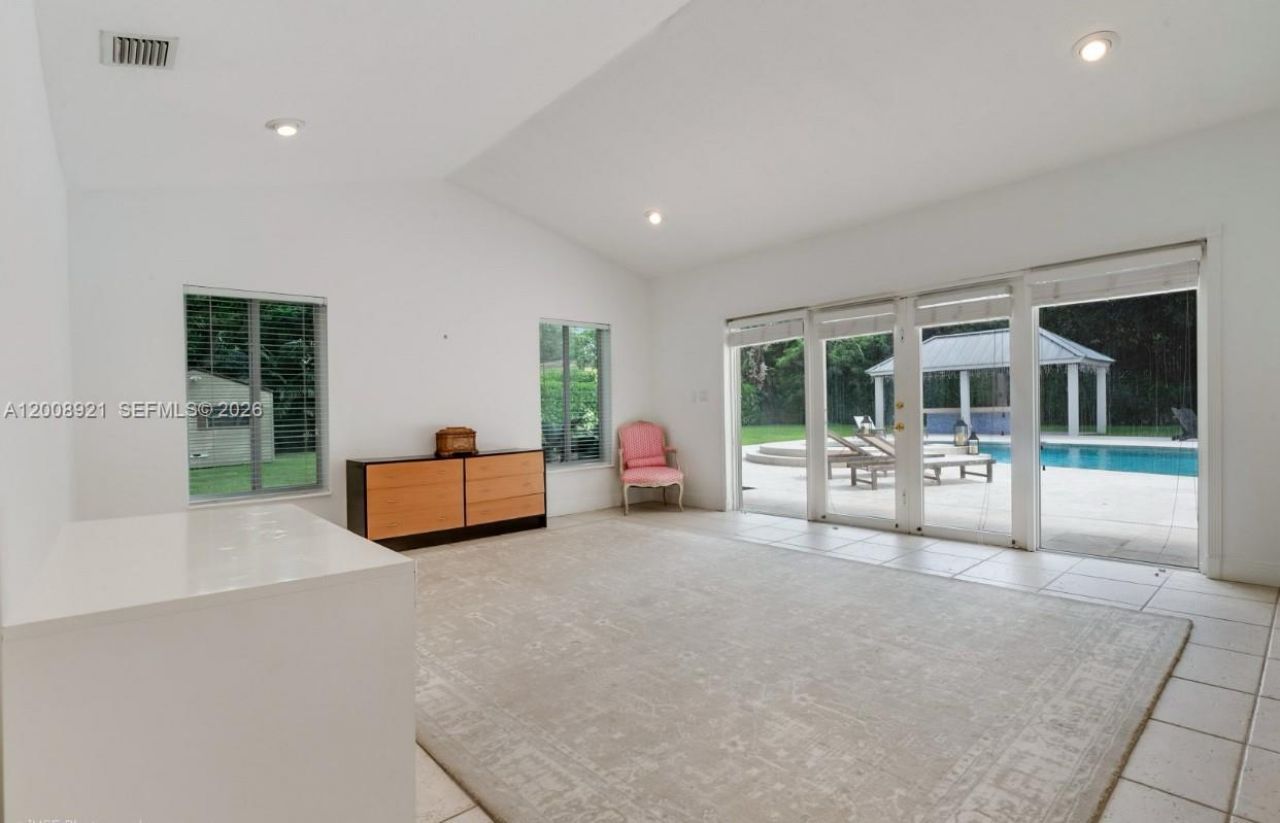 6875 SW 96th St, Unit 6875, Pinecrest, FL 33156 Photo