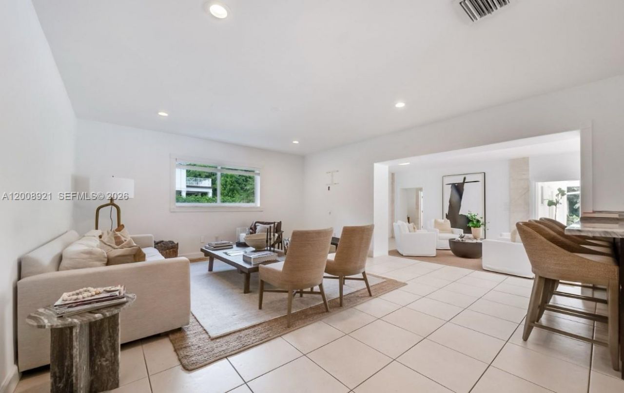 6875 SW 96th St, Unit 6875, Pinecrest, FL 33156 Photo