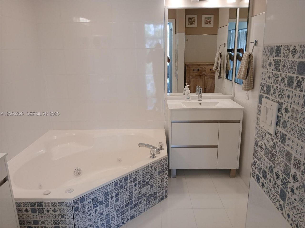 9805 NW 52nd St , Unit 509, Doral, FL 33178 Photo