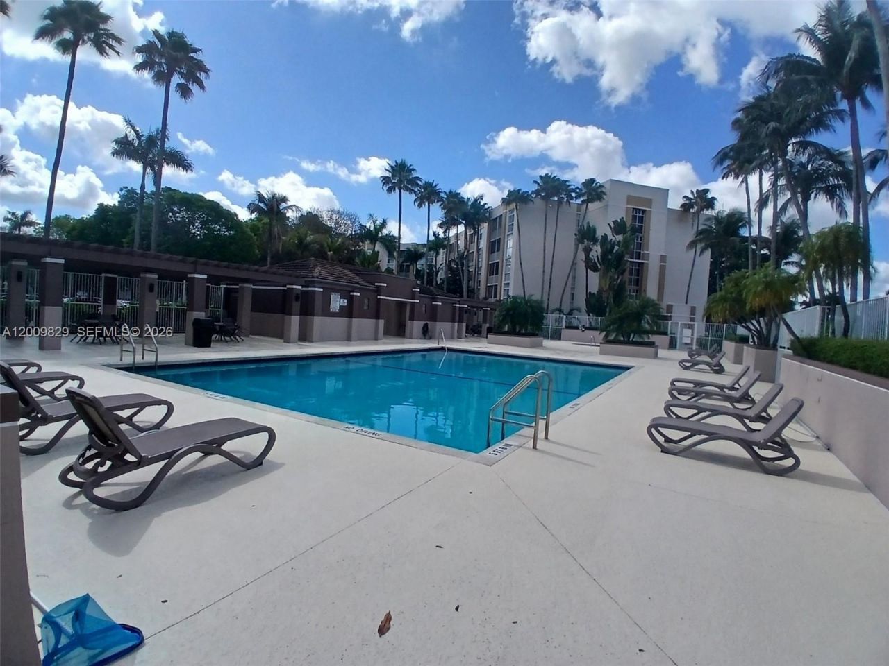 9805 NW 52nd St , Unit 509, Doral, FL 33178 Photo