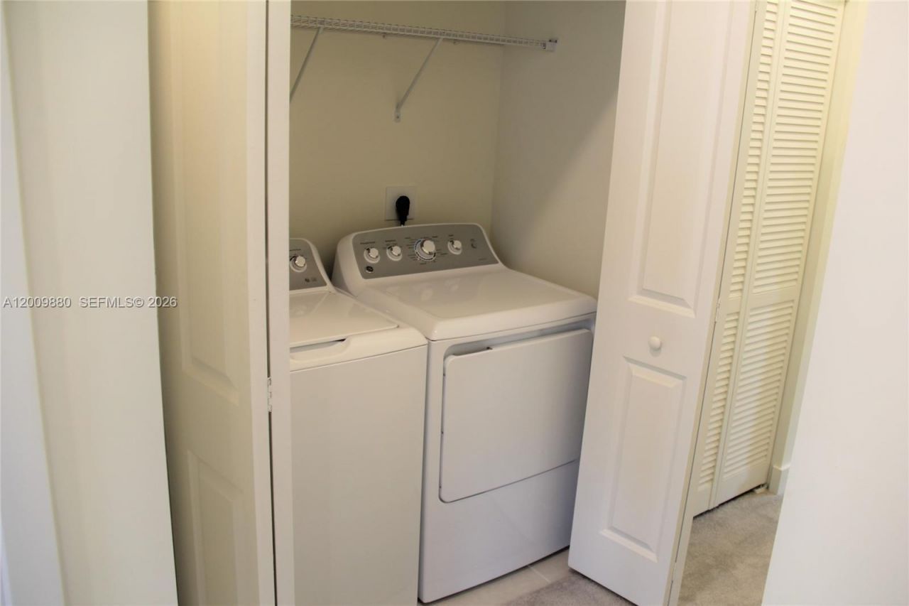 4272 NW 82nd Ave, Unit 4272, Doral, FL 33166 Photo