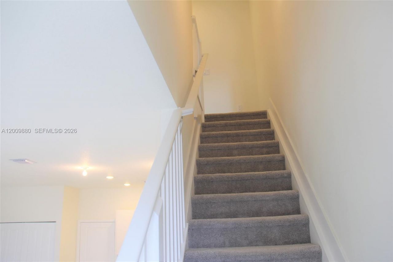 4272 NW 82nd Ave, Unit 4272, Doral, FL 33166 Photo