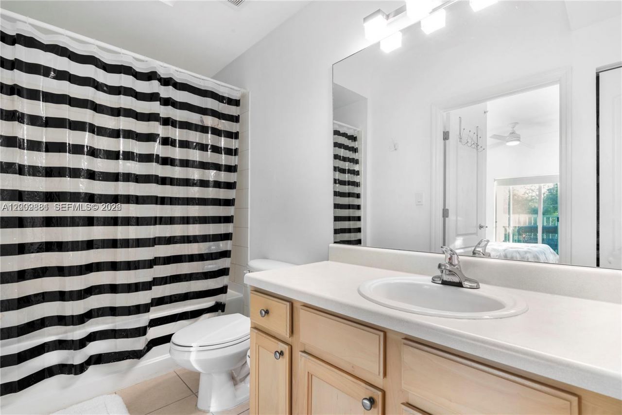 6001 SW 70th St , Unit 336, South Miami, FL 33143 Photo