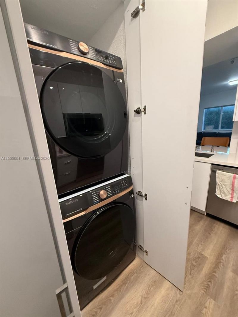 6001 SW 70th St , Unit 336, South Miami, FL 33143 Photo