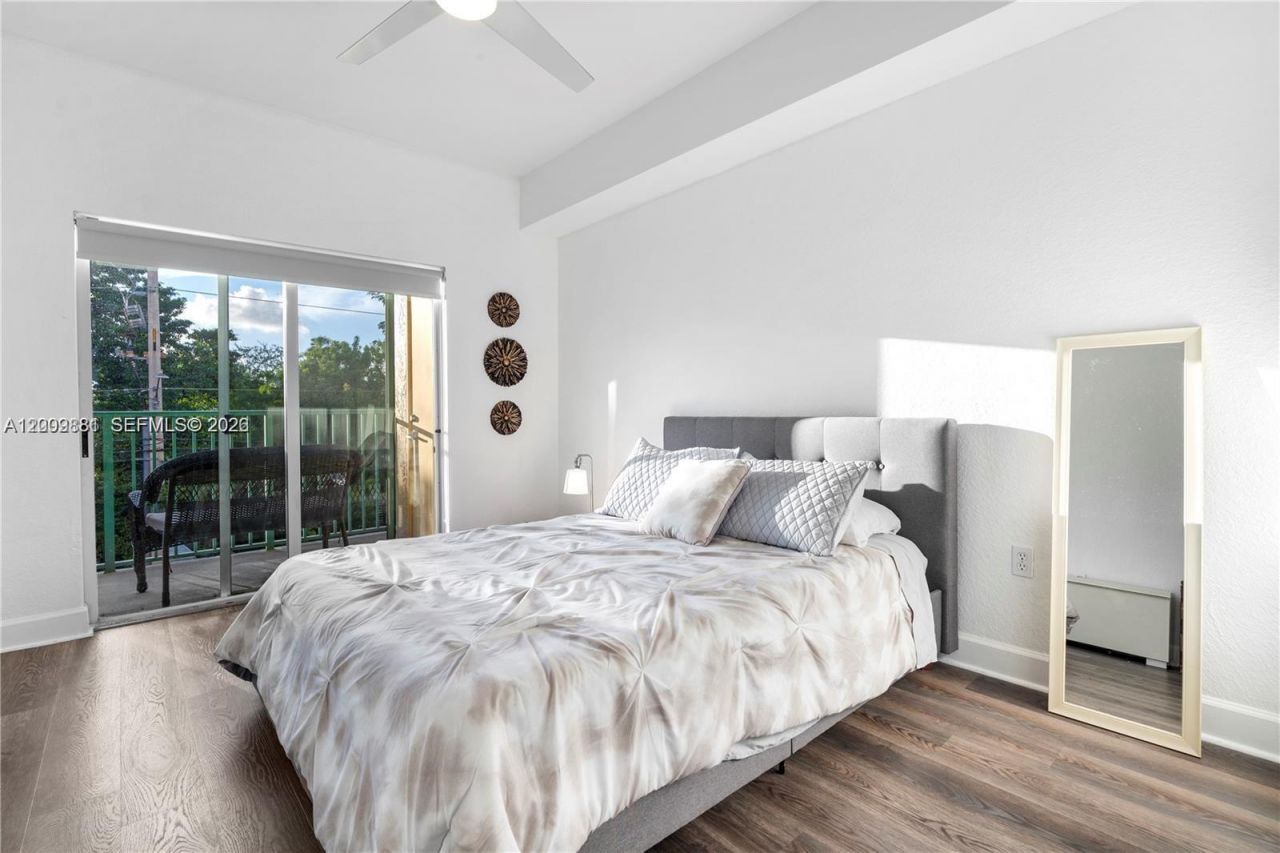 6001 SW 70th St , Unit 336, South Miami, FL 33143 Photo