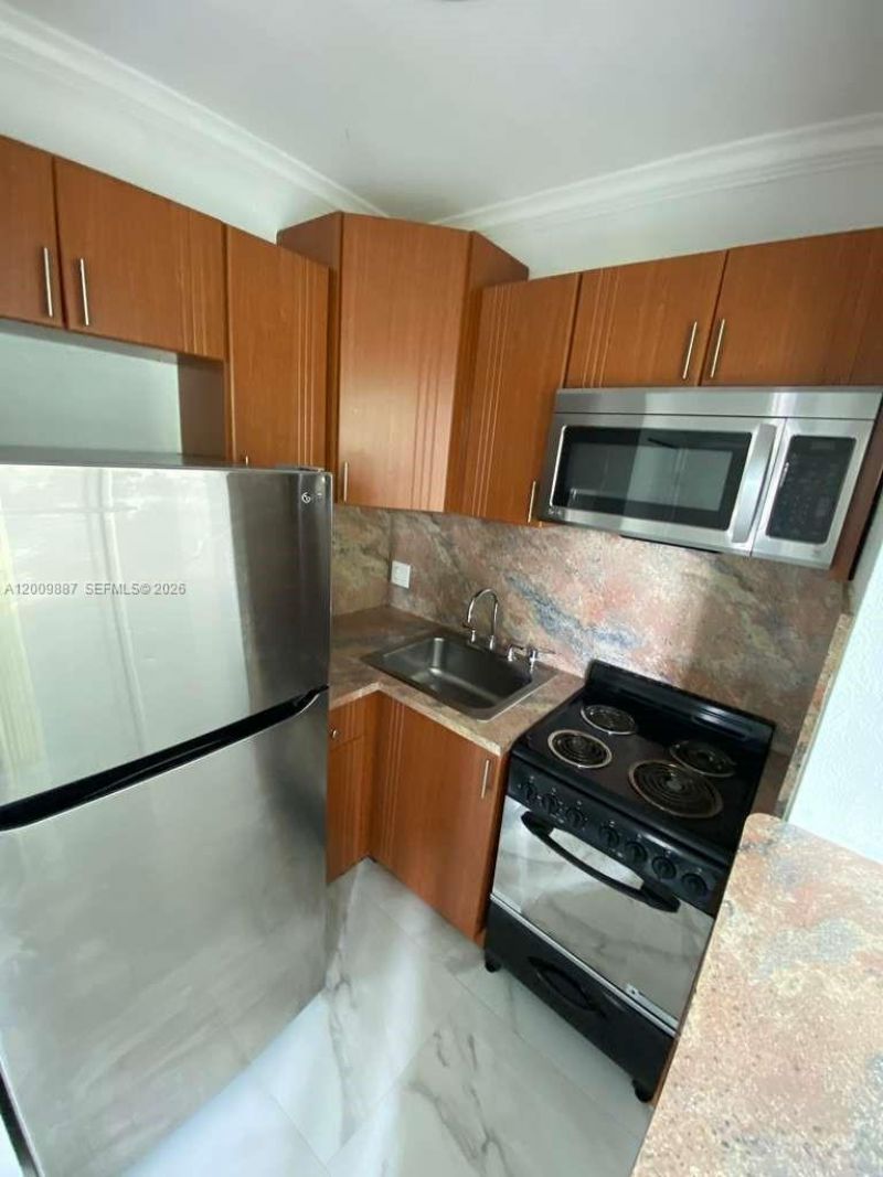 119 Menores Ave, Unit 1, Coral Gables, FL 33134 Photo