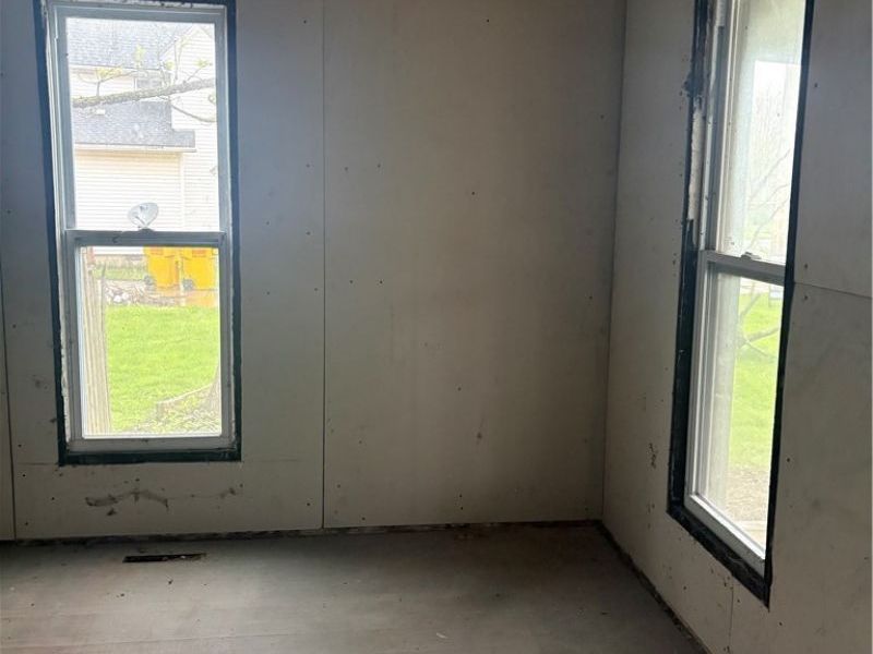 889 Harbor Street, Conneaut, OH 44030 Photo 8
