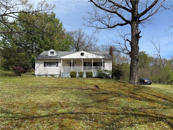 43184 Osbourne Road , Wellsville, OH 43968