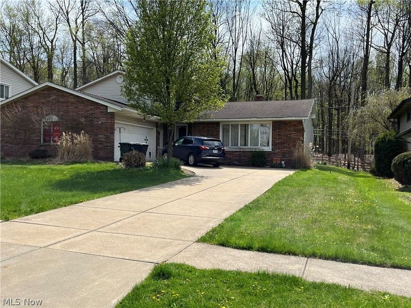 14741 Indian Creek Drive, Middleburg Heights, OH 44130 Photo 1