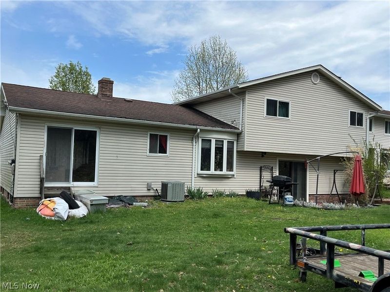 14741 Indian Creek Drive, Middleburg Heights, OH 44130 Photo 2