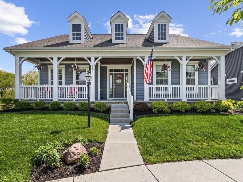 216 Honeywood Drive E, Galena, OH 43021 Photo 2