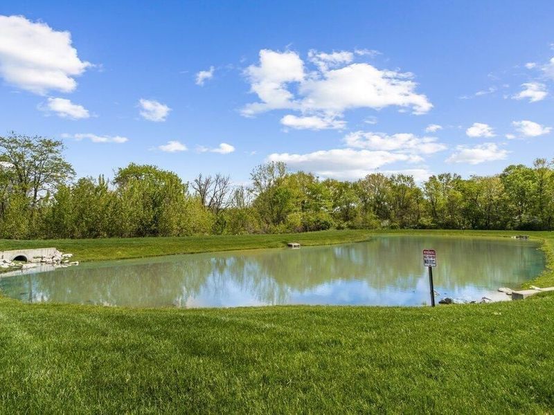 216 Honeywood Drive E, Galena, OH 43021 Photo 3
