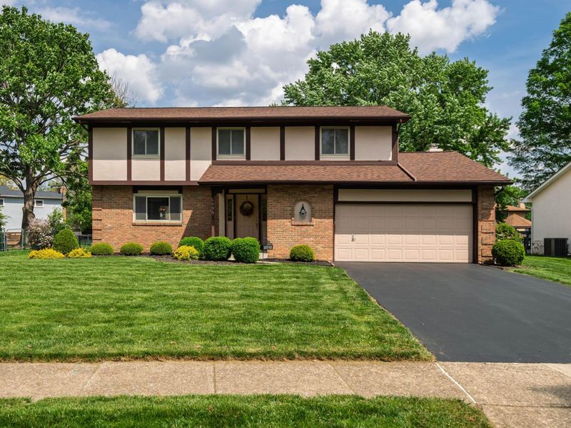 6898 Starfire Drive, Reynoldsburg, OH 43068 Photo 1
