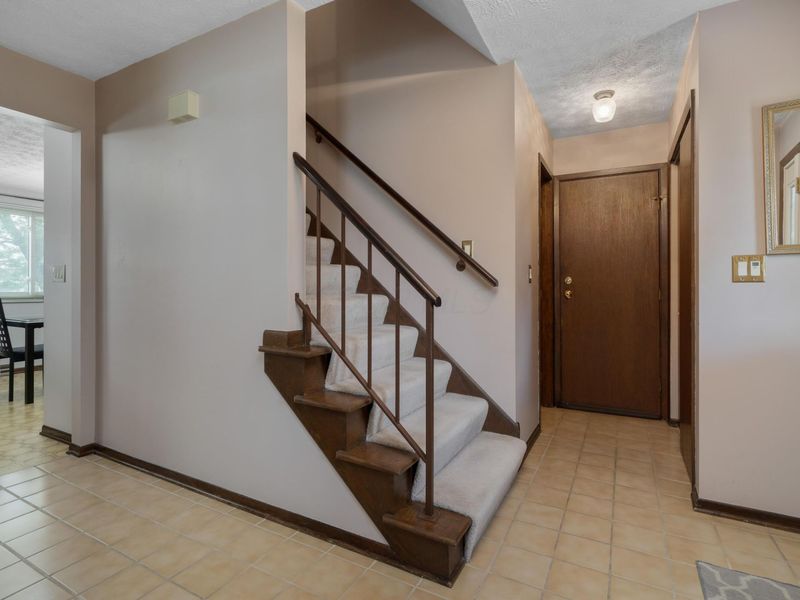 6898 Starfire Drive, Reynoldsburg, OH 43068 Photo 20
