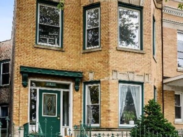 2329 N Sacramento Avenue , Chicago, IL 60647