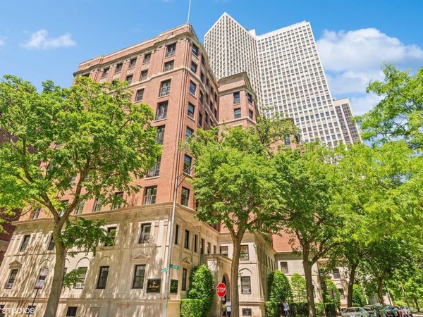 2608 N Lakeview Avenue , Unit 2D, Chicago, IL 60614