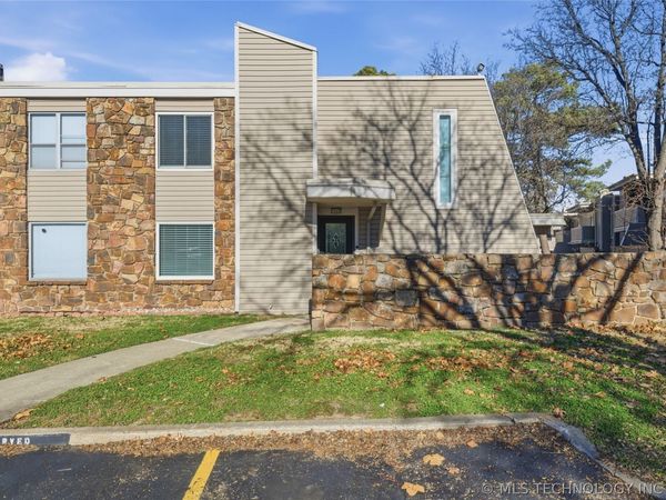7469 S Yale Avenue, Unit E7469, Tulsa, OK 74136