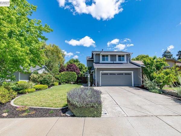 308 Mulqueeney St, Livermore, CA 94550