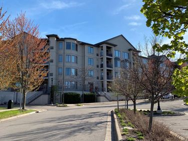 5275 Grandview Square , Unit 3310, Edina, MN 55436