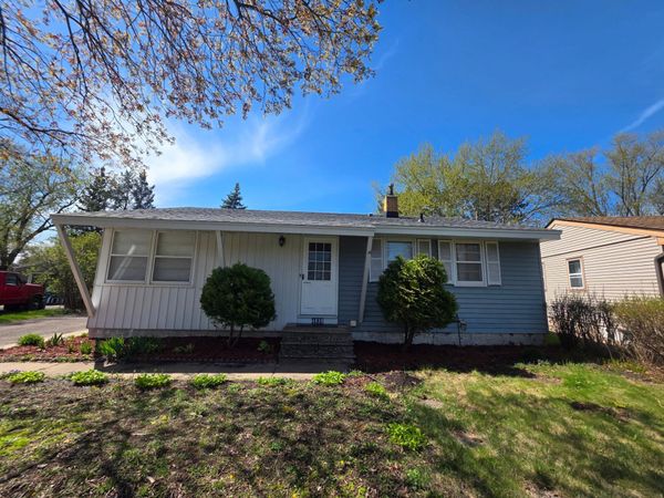 4839 Dillon Street , White Bear Lake, MN 55110
