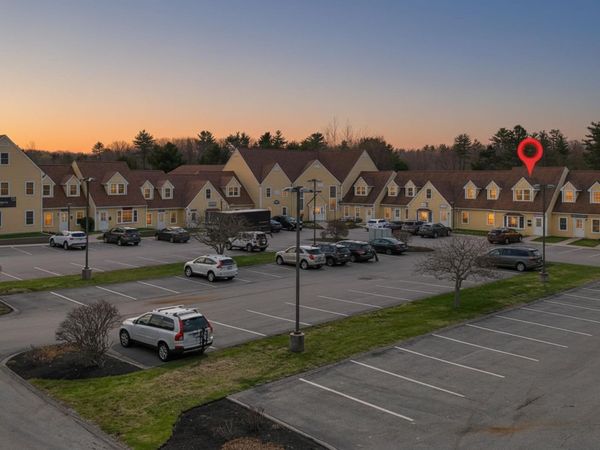 433 US Route 1, Unit 215, York, ME 03909