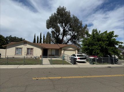 379 Valverde Ct, Lathrop, CA 95330 Photo